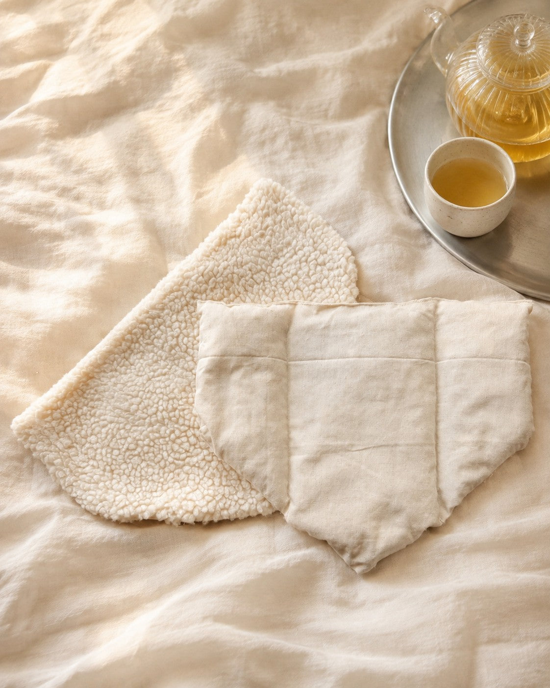 Herbal Heat Compress : From Thai Wisdom to Comfort During Your Period